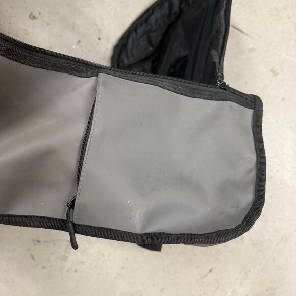 Unite Hair Products Zippered Gray Backpack For Hair Cutters Stylists - RARE main image 5